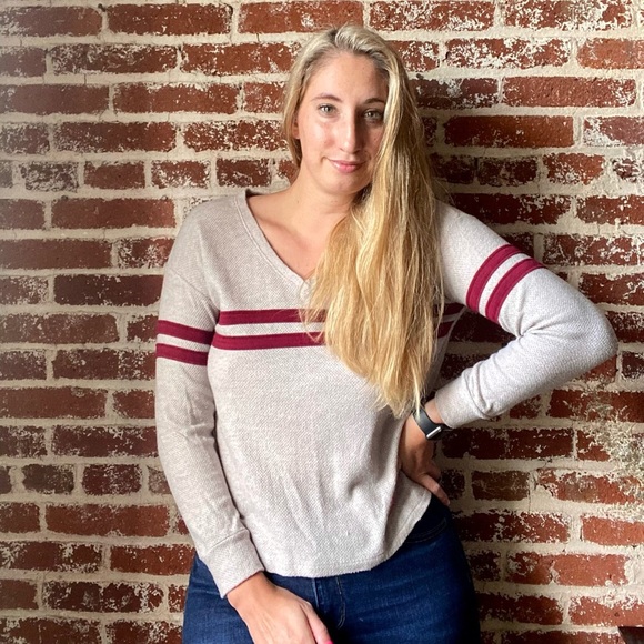 Socialite Tops - socialite gray & burgundy long sleeve
